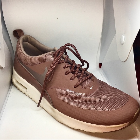 •🅢🅞🅛🅓• NIKE mauve sneakers - Picture 6 of 9